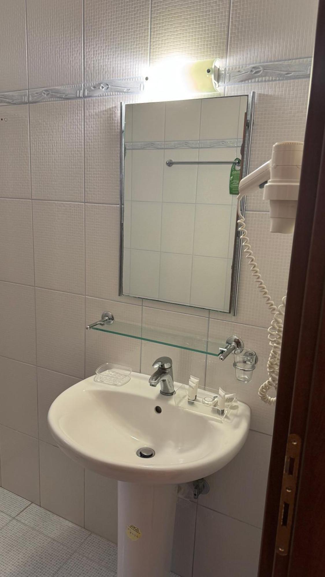 Chrisovalanto Hotel Сівота Екстер'єр фото